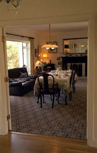 Cornerville Sutton Extérieur photo